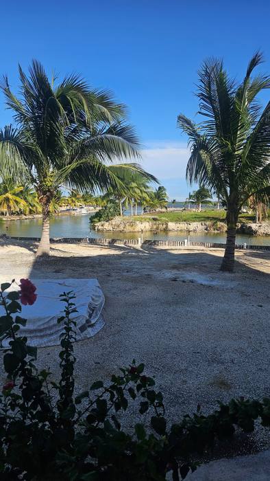 Beachfront at Cerros Sands